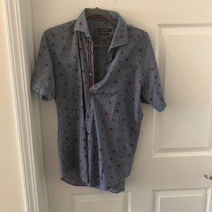 Bugatchi short sleeve button down. Size Medium shaped fit
